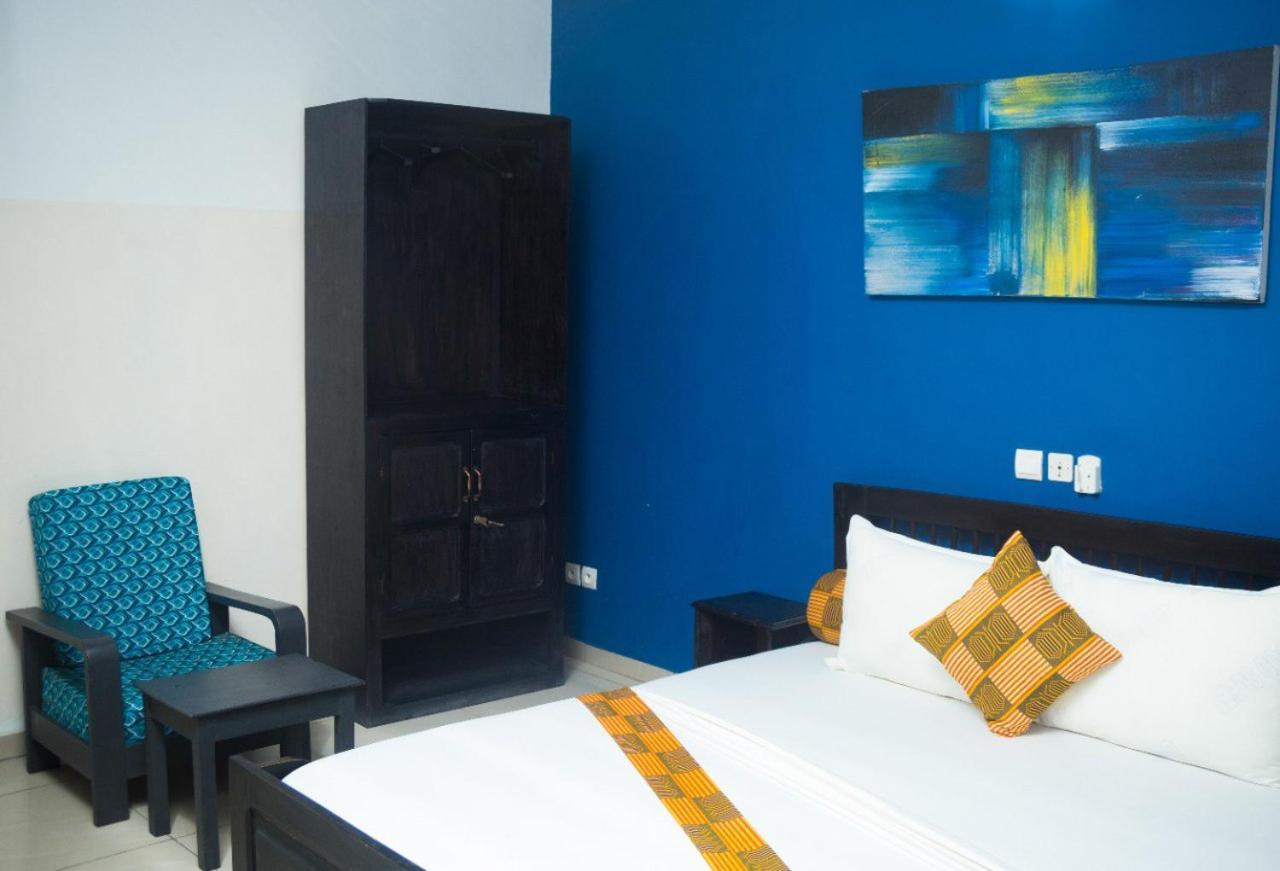 Hotel Seaside โลเม ภายนอก รูปภาพ