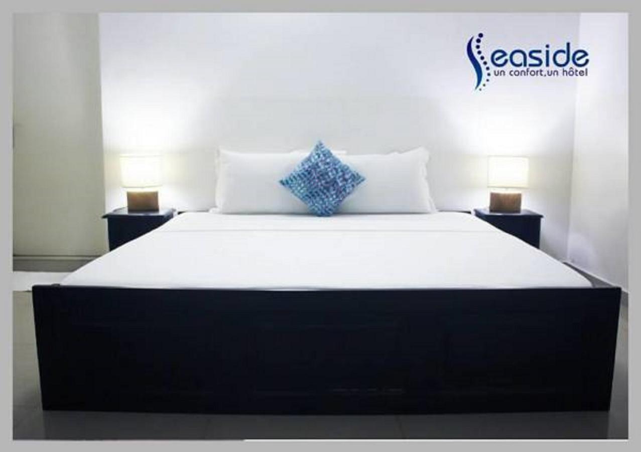 Hotel Seaside โลเม ภายนอก รูปภาพ