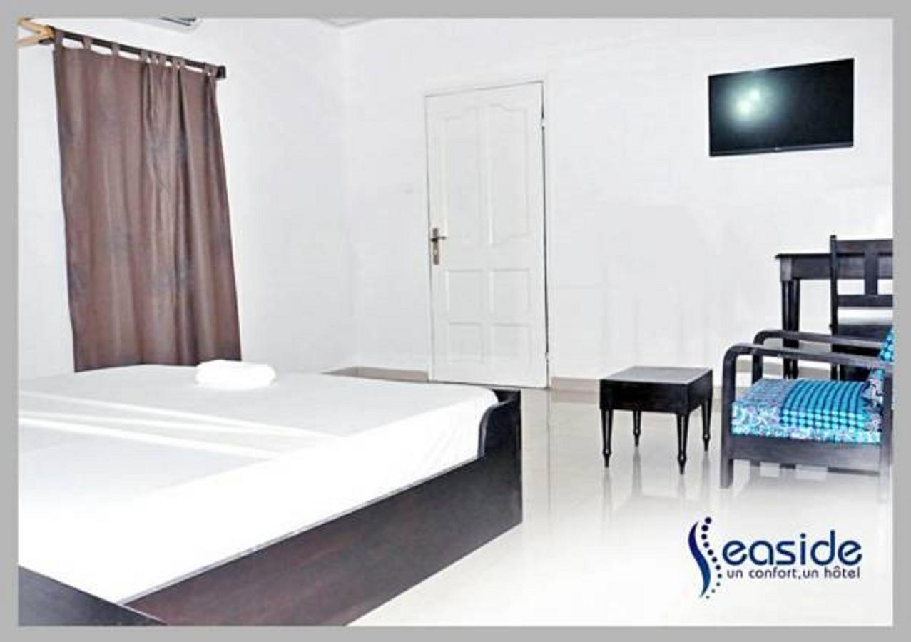 Hotel Seaside โลเม ภายนอก รูปภาพ